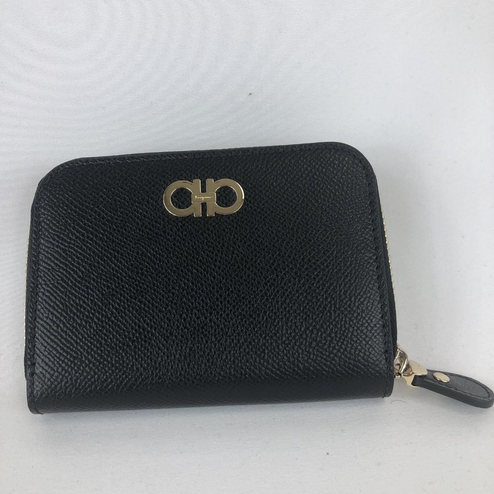 Salvatore Ferragamo Cross Grain Zip Around Wallet